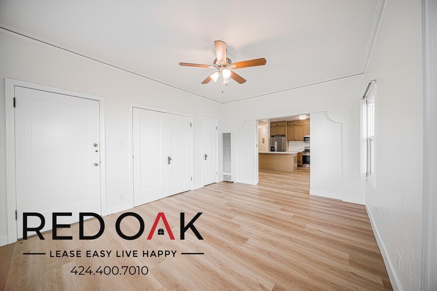 Building Photo - 211 S El Molino Ave