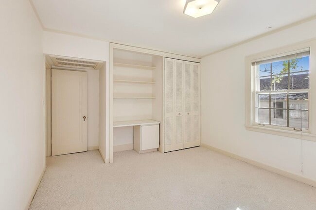 Building Photo - 1227 16th St