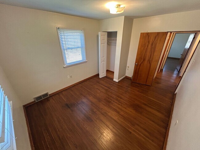 Building Photo - 4-bedroom Home in Cranberry Twp