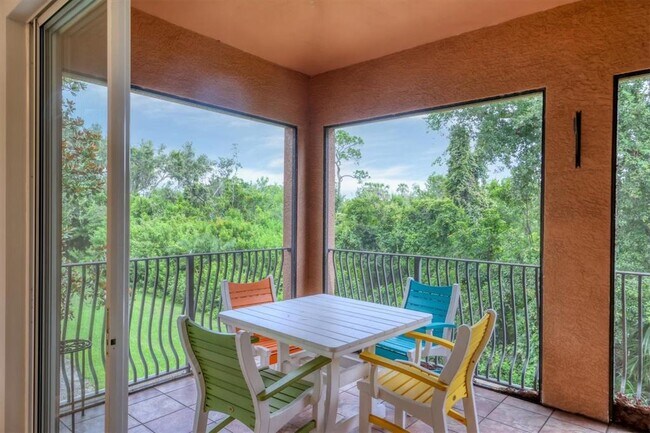 Building Photo - 5445 46th Ct W