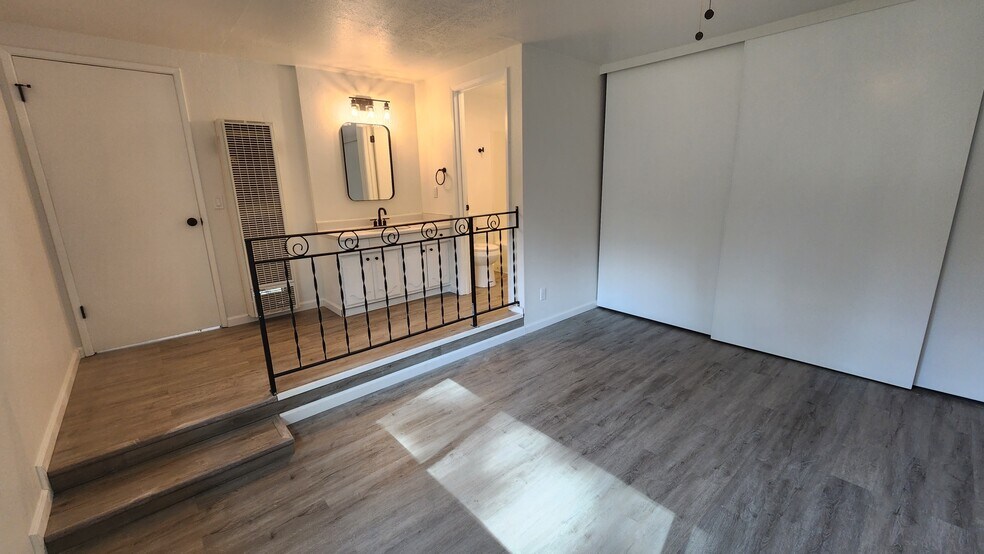 Bedroom - 579 James Ave