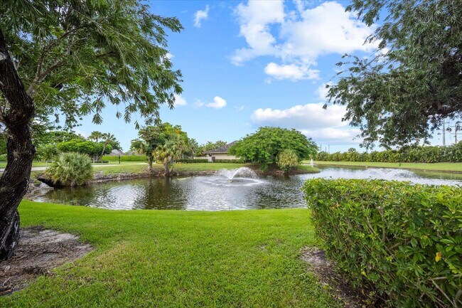 Building Photo - 2216 Las Casitas Dr