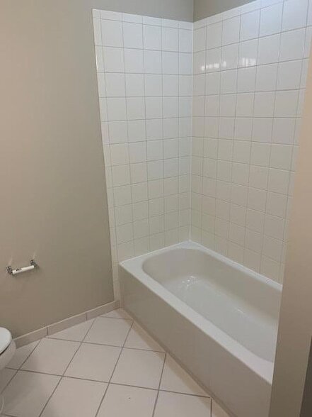 Building Photo - 6729 Bulrush Ct