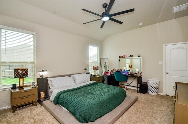Building Photo - 12630 Beddington Ct