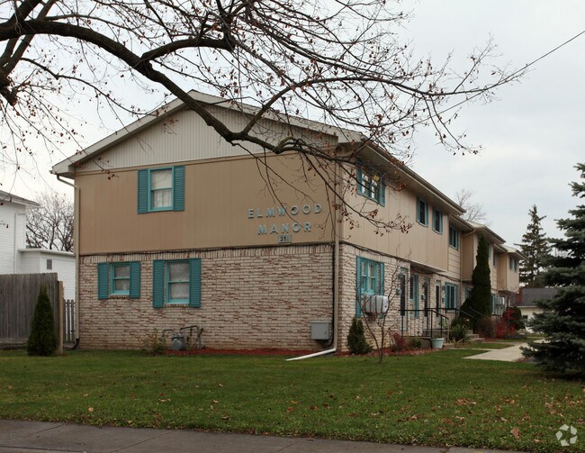 Primary Photo - Elmwood Manor