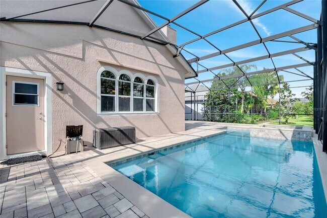 Building Photo - 219 Isle of Sky Cir