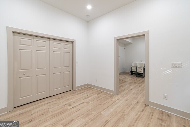 Building Photo - 651 Briarleigh Way