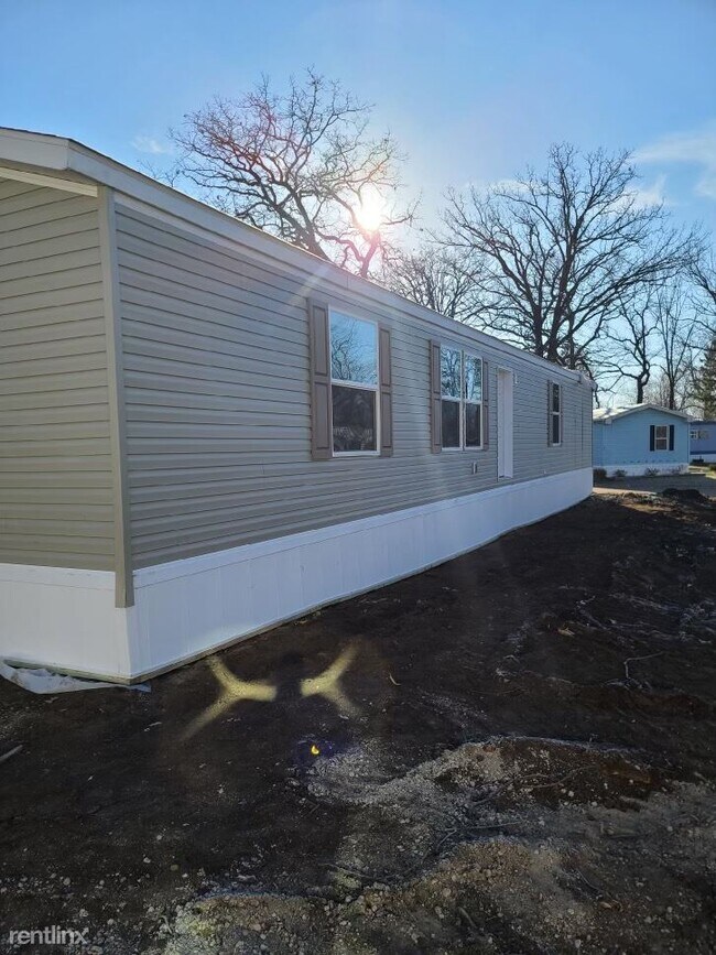 Building Photo - 3 br, 2 bath Mobile Home - 57 Arbor St
