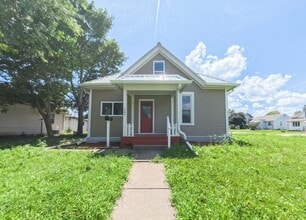 Building Photo - Newly remodeled 3 bedroom 1 bathroom home-...
