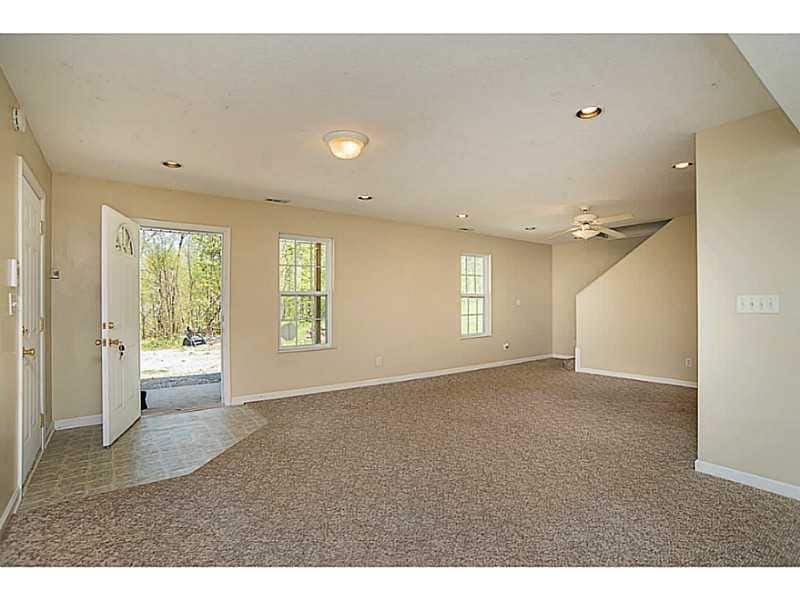 Building Photo - 3280 Lincoln Hill Rd