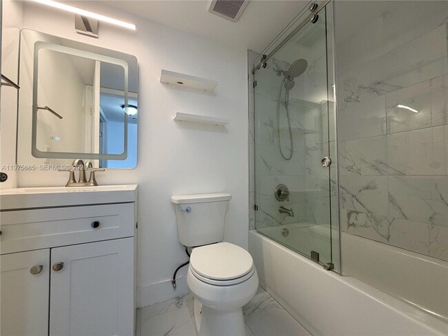 Building Photo - 6445 SW 130th Pl