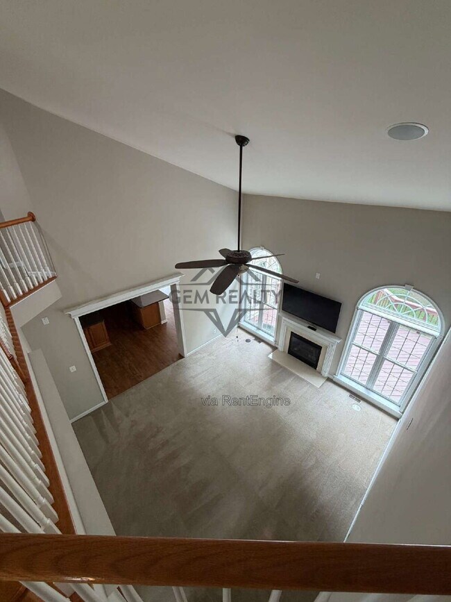 Building Photo - 10410 Silver Creek Ct
