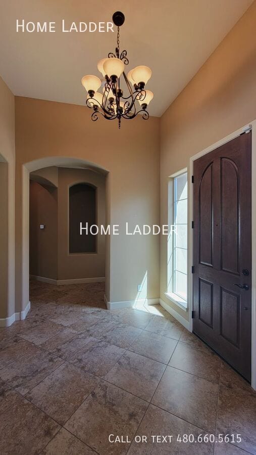 Building Photo - 1708 W Dusty Wren Dr