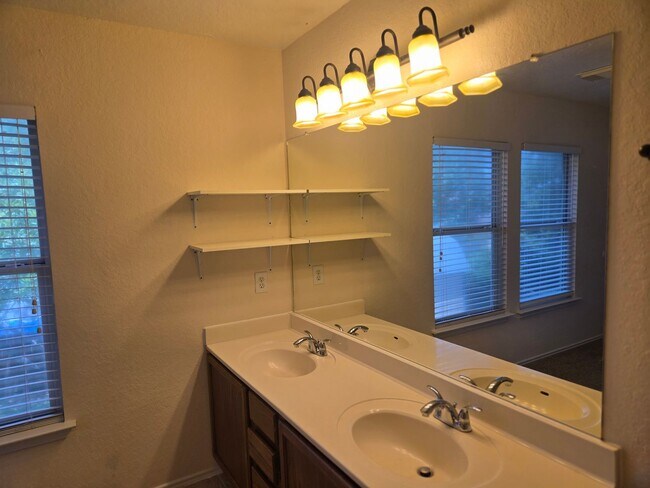 Building Photo - 5022 Coral Flounder