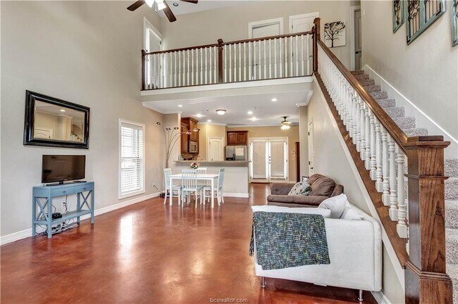 Building Photo - 1001 Welsh Ave