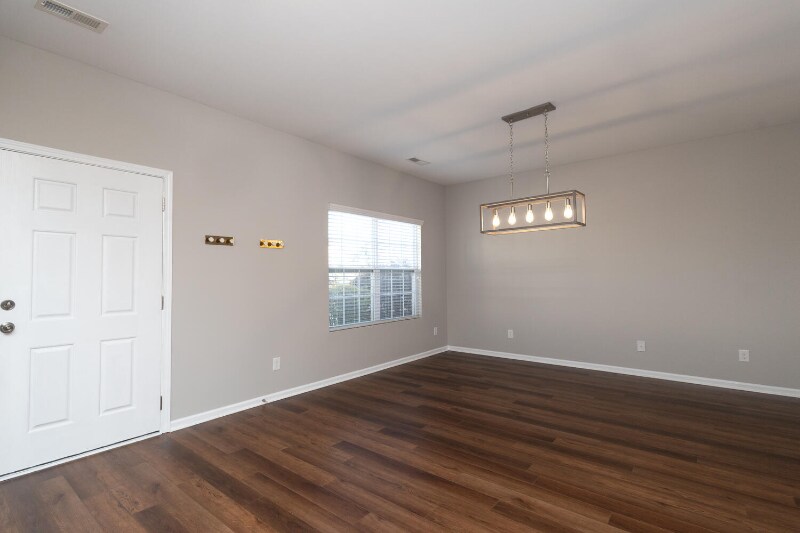 Building Photo - 1512 Sunflower Field Pl