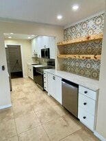 Building Photo - 6248 Gretna Green Ct N