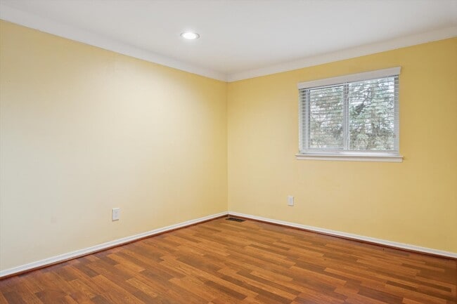 Building Photo - 4254 Halkirk Dr