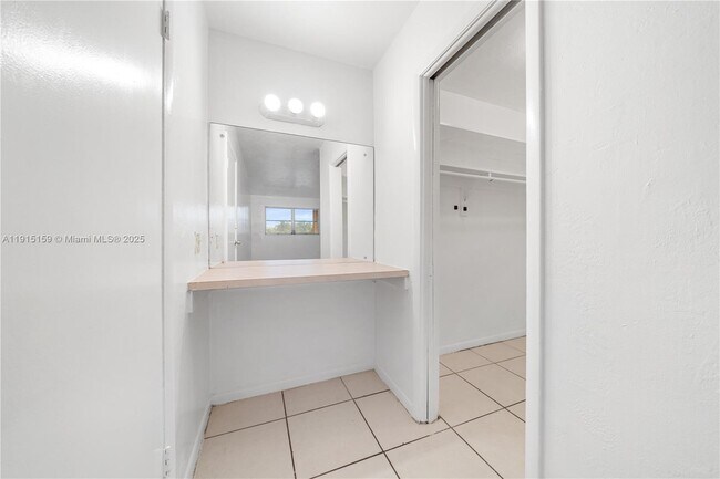 Building Photo - 2301 NE 170th St