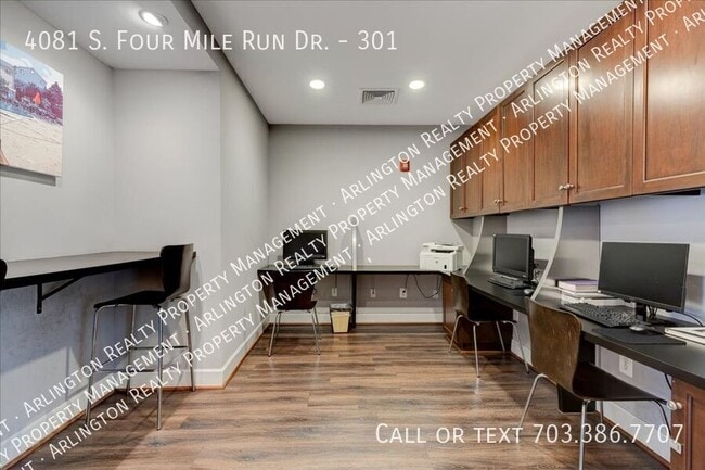 Building Photo - 4081 S Four Mile Run Dr