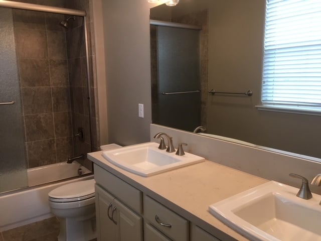 Building Photo - Coming soon! Large Open Floor Plan House i...