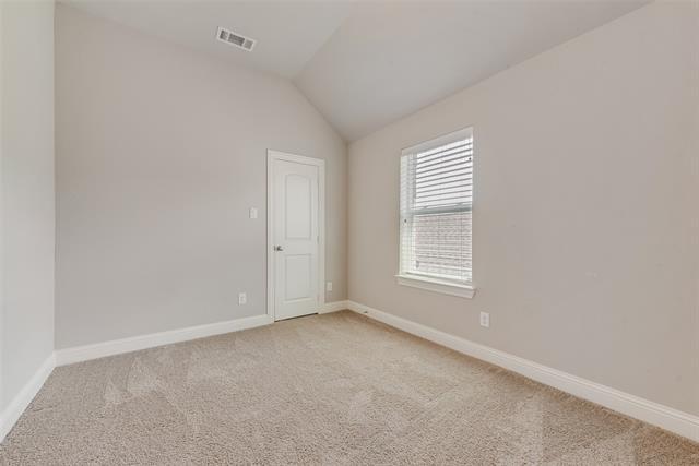 Building Photo - 4037 Hawthorne Dr
