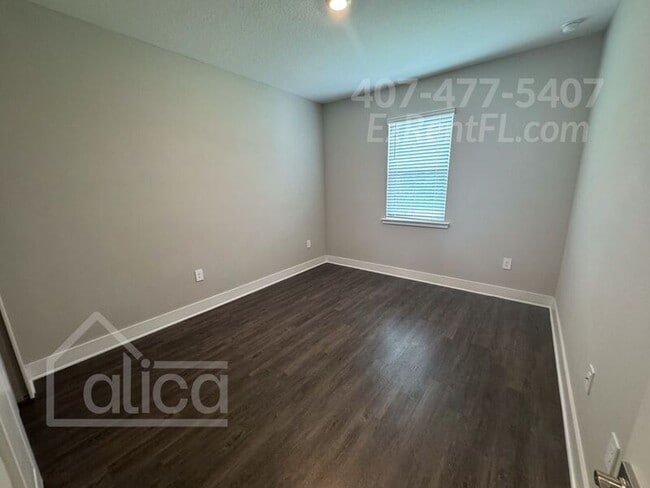Building Photo - 4336 Las Almanos Ave