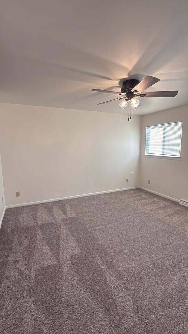 Building Photo - 2239-2239 N Thompson Rd