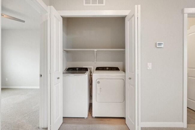 Building Photo - Sophisticated End-Unit Living Close to USAFA & Peterson — January Rent Free