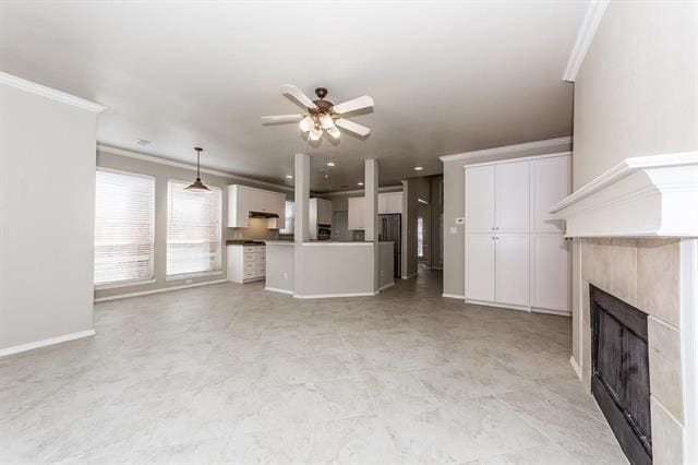 Building Photo - 2060 Garden Crest Dr