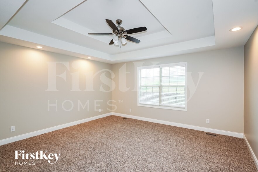 Building Photo - 791 Crestone Ln