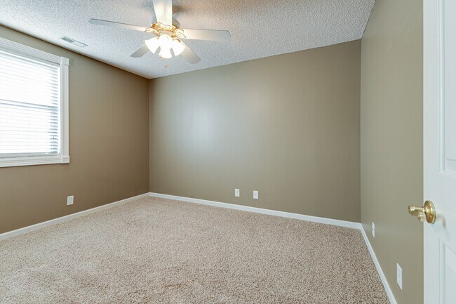 Bedroom 2 - 760 Fox Ridge Dr