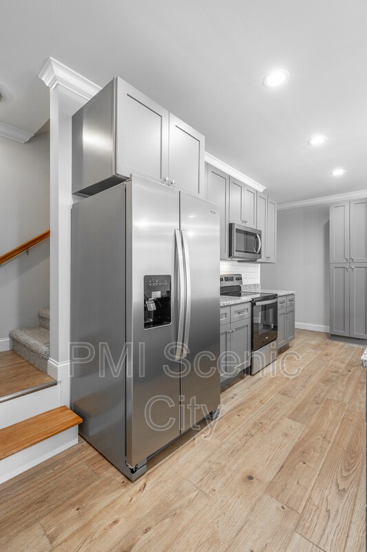 Building Photo - 1904 Cypress Ln