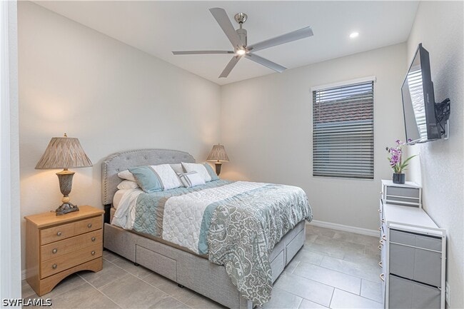 Building Photo - 2079 Vermont Ln