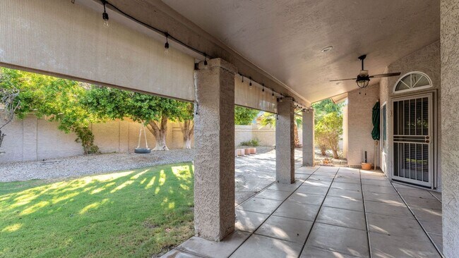 Building Photo - eautifully Upgraded Home on a Prime Corner...