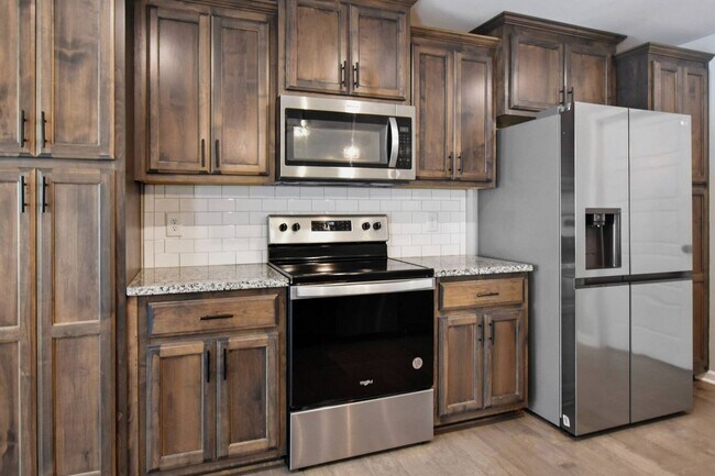 Building Photo - 732 Jodine Ann Dr