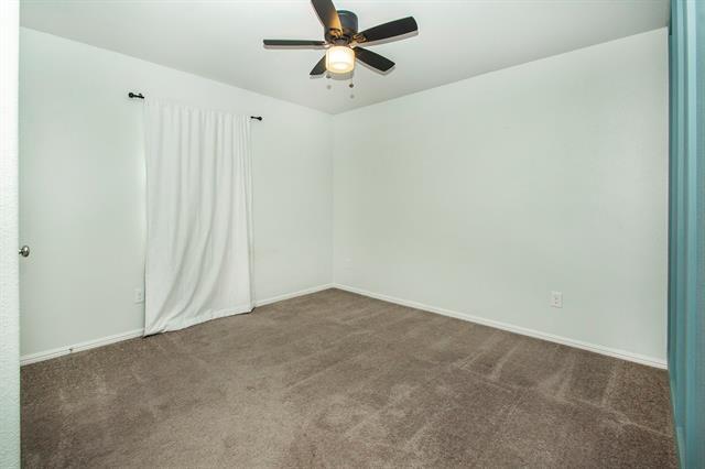 Building Photo - 8840 Landergin Mesa Dr