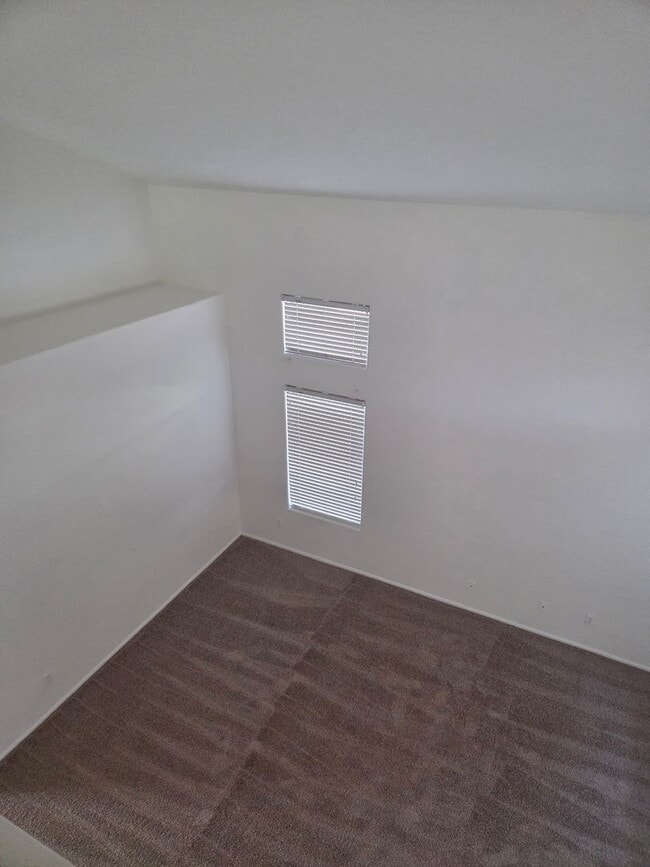 Building Photo - 4 bedroom home in Homestead North **Move in Special 2 weeks free off first month rent**