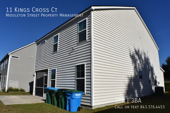 Building Photo - 11 King's Cross Ct