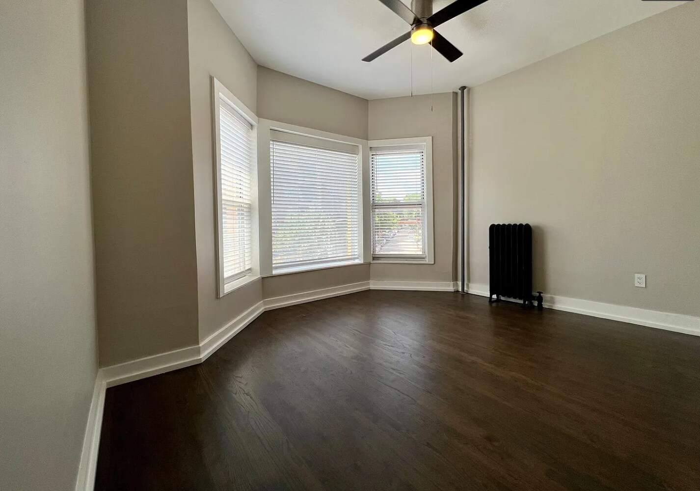 Living Room - West Facing - Sunset Views - 2309 N Milwaukee Ave