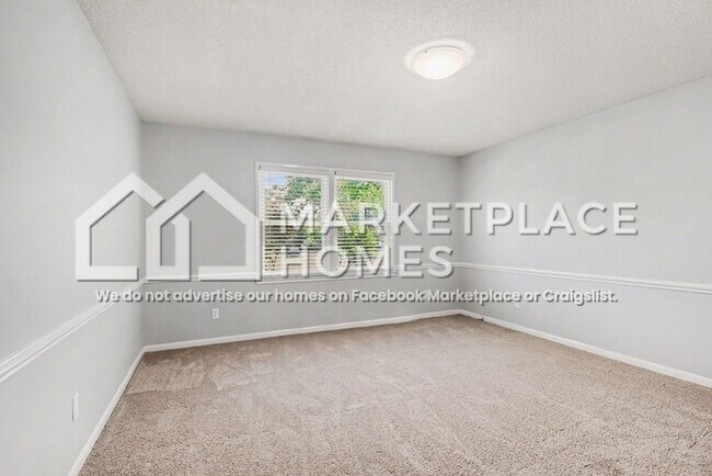 Building Photo - 2626 Trenton Rd