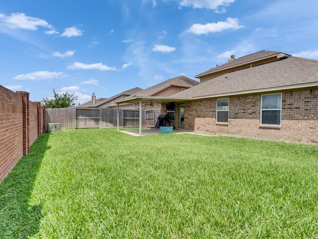 Building Photo - 9015 Springcroft Ct
