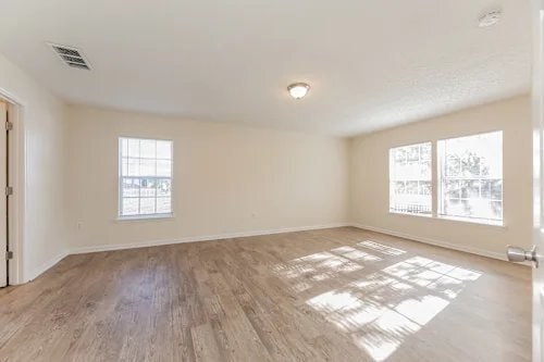 Building Photo - 12341 Deersong Dr