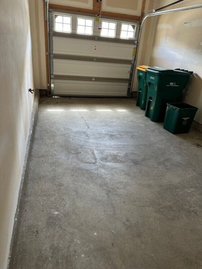 Building Photo - 6205 Galleon Drive