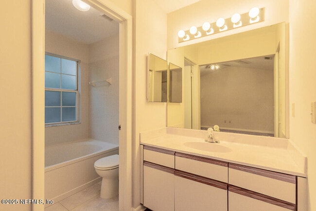 Building Photo - 1518 Spindrift Cir W