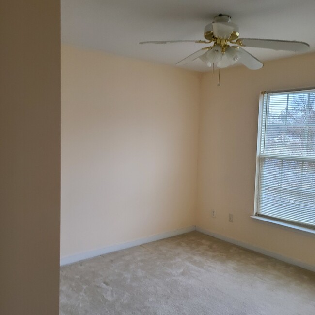 Building Photo - Townhouse - Staples Mill	 3 bed 2.5 Bath W...