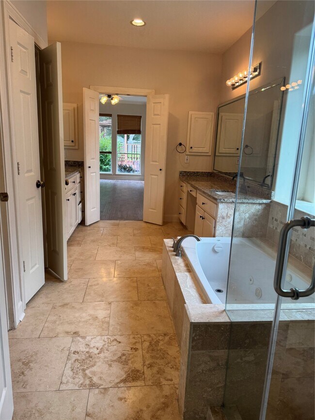 Building Photo - 8230 Falling Water Ct