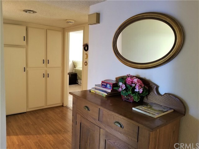 Building Photo - 3033 Via Vista