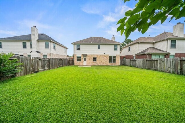 Building Photo - 11019 Avery Trace Ct