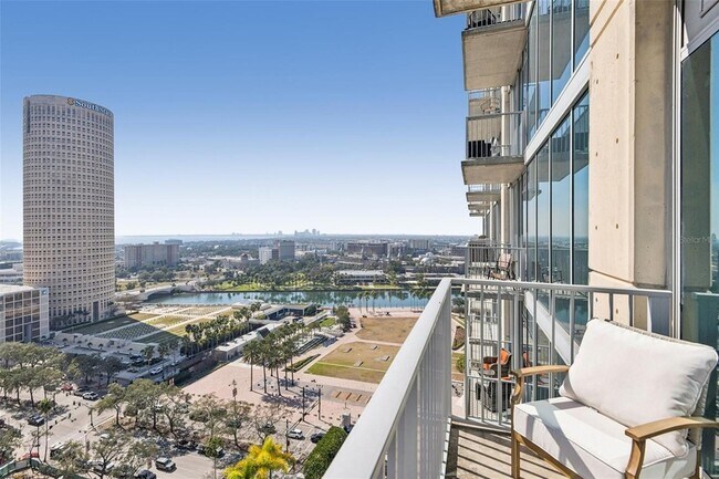 Building Photo - 777 N Ashley Dr